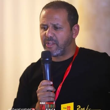 Khalil Fourati speaking during a Build in Africa working session.